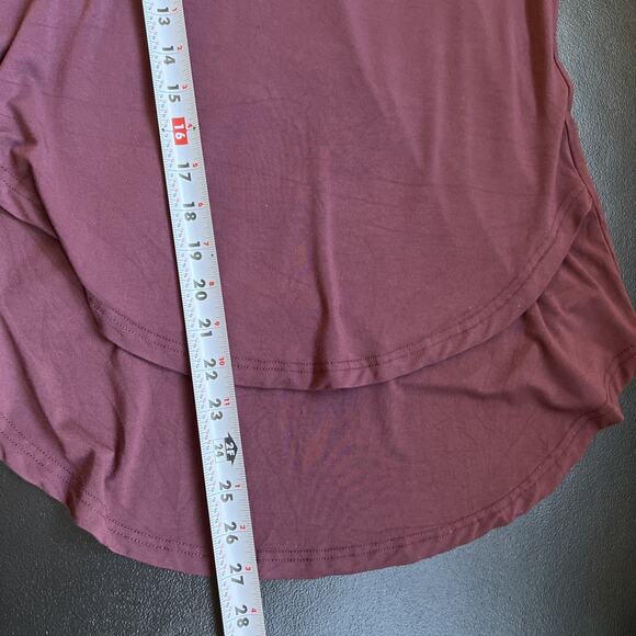 Latched Mama Nursing Tunic Top XS Burgundy Short Sleeve V Neck Layered Stretch - Picture 8 of 8